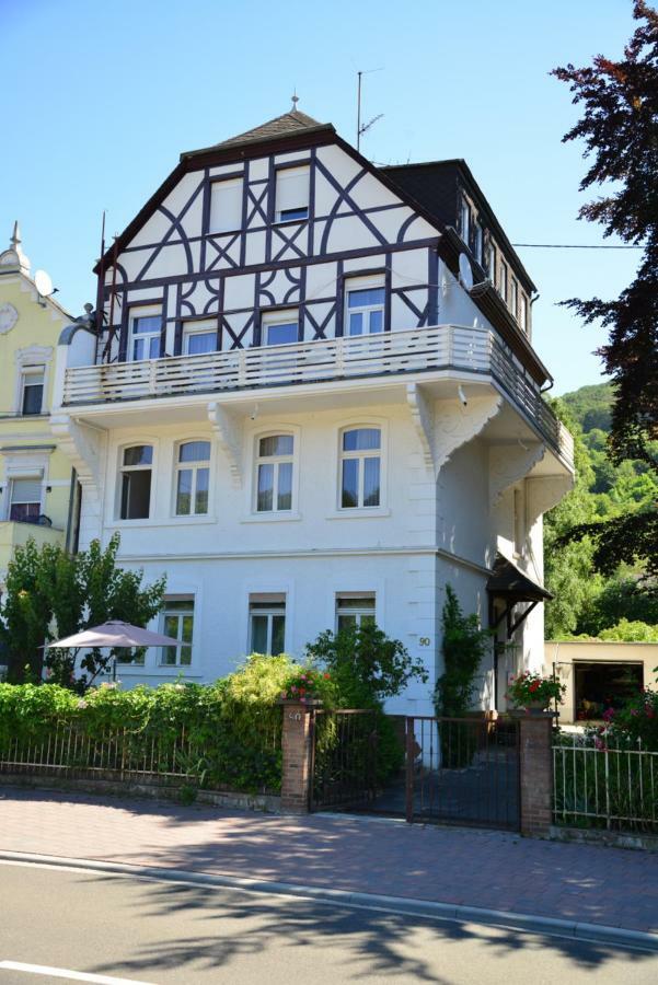 Villa Rheinblick Камп-Борнхофен Екстериор снимка
